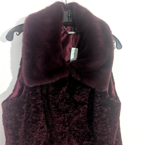 WHBM Textured Faux-Fur Vest Burgundy Cabernet L - Picture 6 of 8